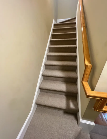 Triangle Flooring - Stairway carpet flooring install